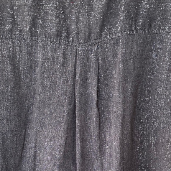 Xirena Grey Silver Metallic Blouse - Picture 2 of 4